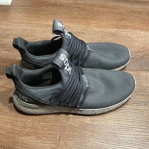 Men’s Adidas Tennis Shoes